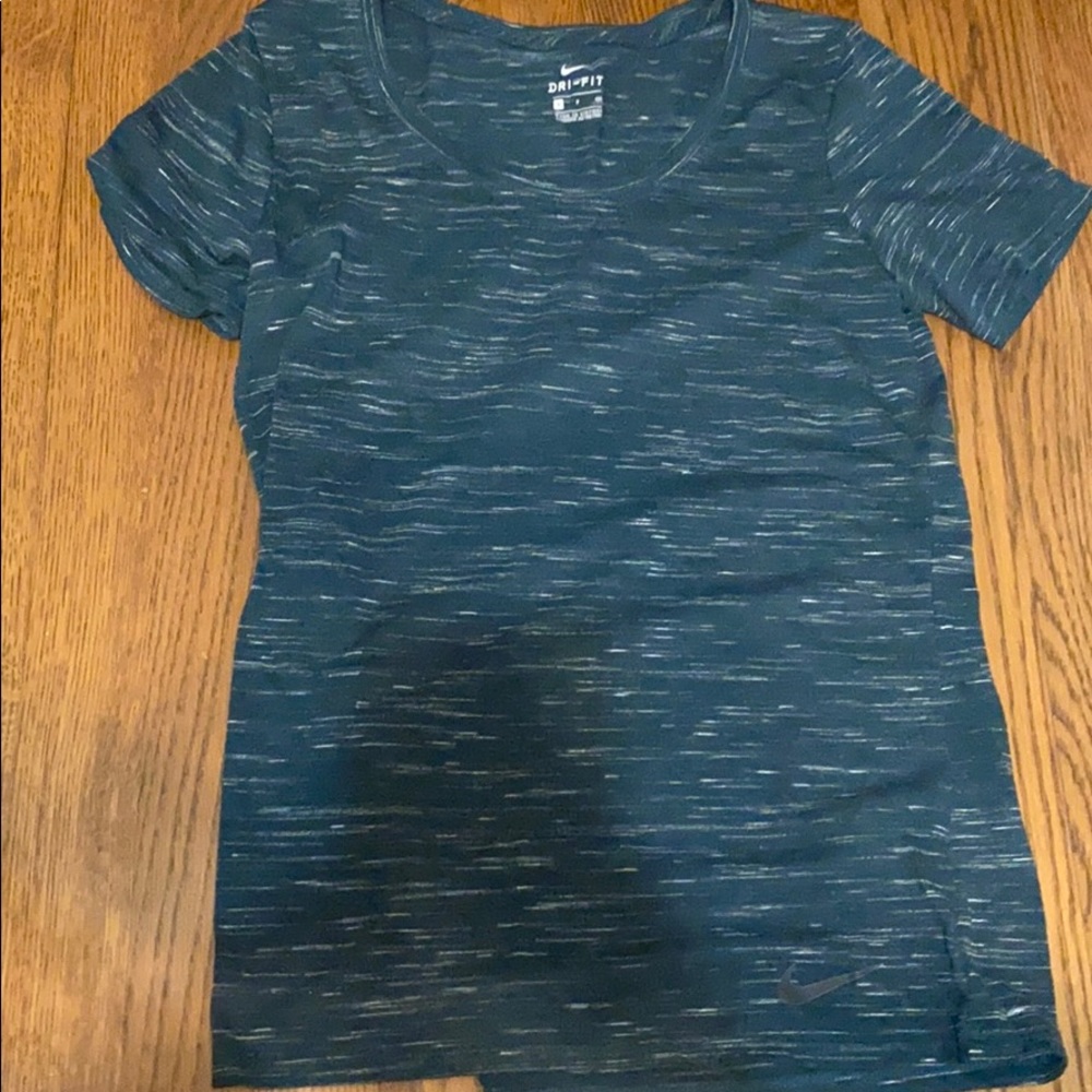 nike women’s dri-fit shirt